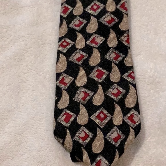 Necktie - Picture 1 of 2